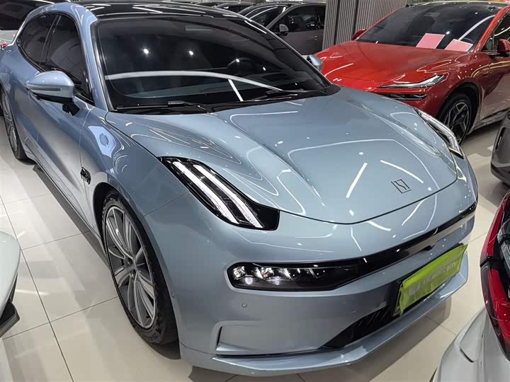 Фото 4 - Zeekr 001