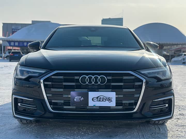 Фото 2 - Audi A6L