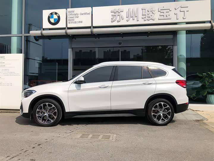 Фото 3 - BMW X1