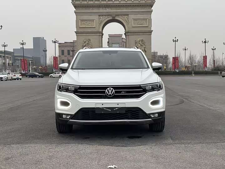 Фото 2 - Volkswagen T-Roc