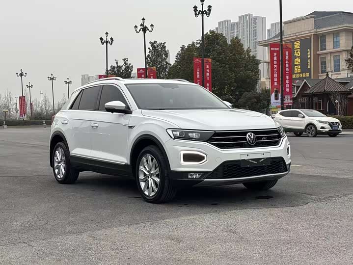 Фото 3 - Volkswagen T-Roc