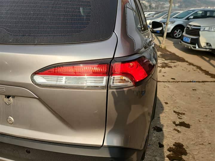 Фото 8 - Toyota Corolla Cross