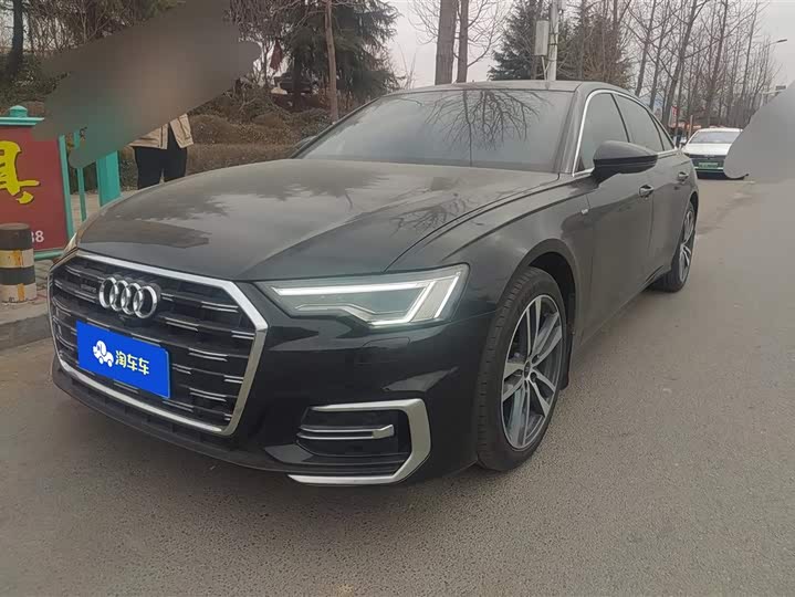 Фото 1 - Audi A6L