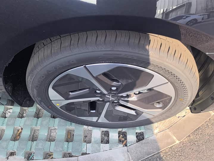 Фото 6 - XPeng Mona M03