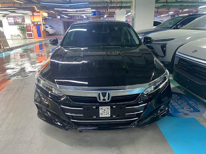 Фото 2 - Honda Accord