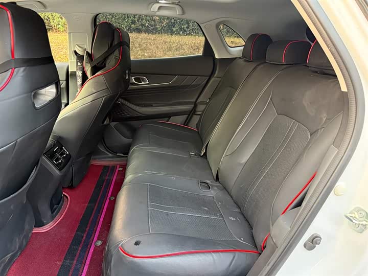 Фото 9 - Changan UNI-K