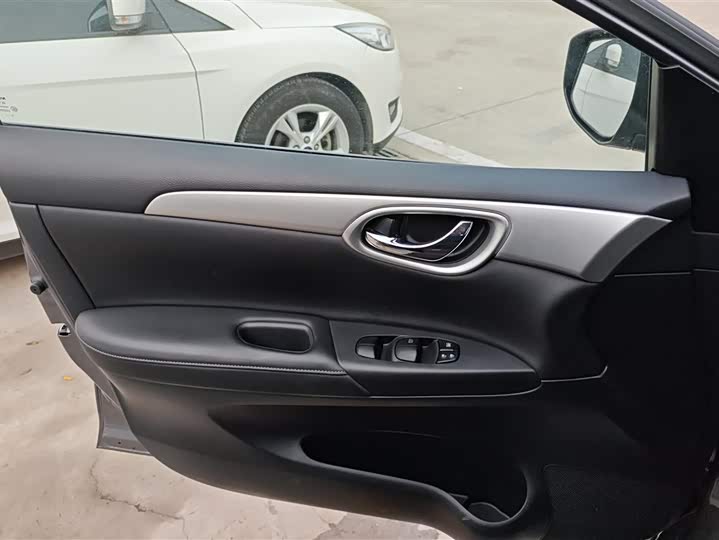 Фото 7 - Nissan Sylphy