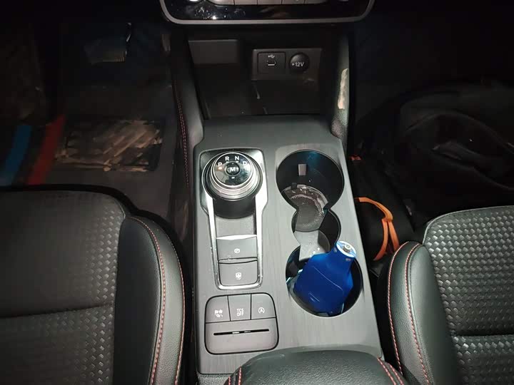 Фото 6 - Ford Focus