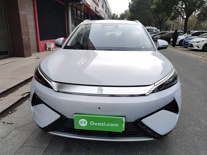 Фото 3 - BYD Yuan Plus