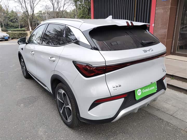 Фото 5 - BYD Yuan Plus