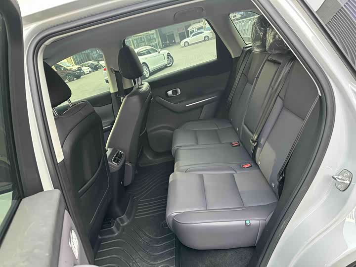 Фото 9 - Leapmotor C10