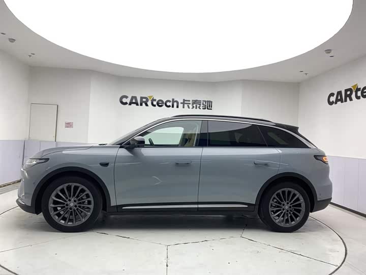 Фото 8 - Leapmotor C11