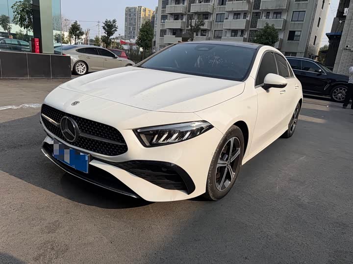 Фото 1 - Mercedes-Benz A-Class