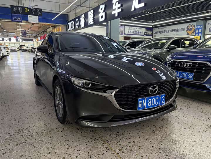 Фото 3 - Mazda 3 (Axela)
