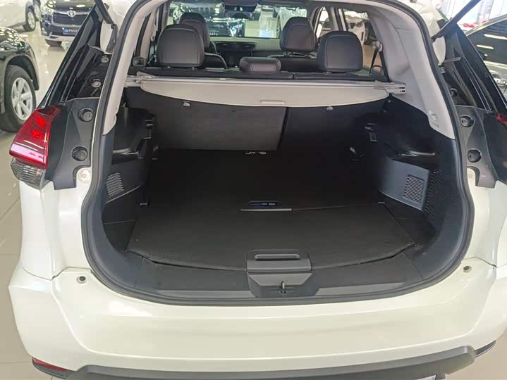 Фото 4 - Nissan X-Trail