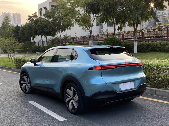 Фото 4 - Changan Deepal S05