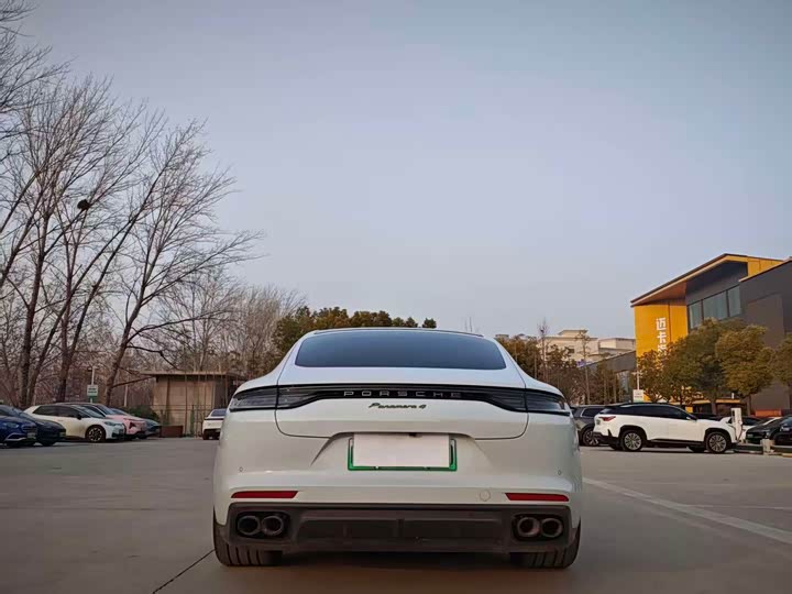 Фото 5 - Porsche Panamera Hybrid