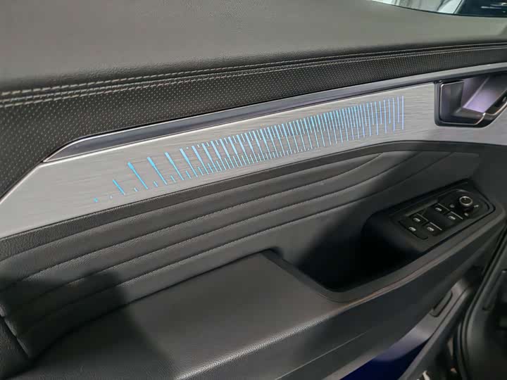 Фото 8 - Volkswagen Talagon