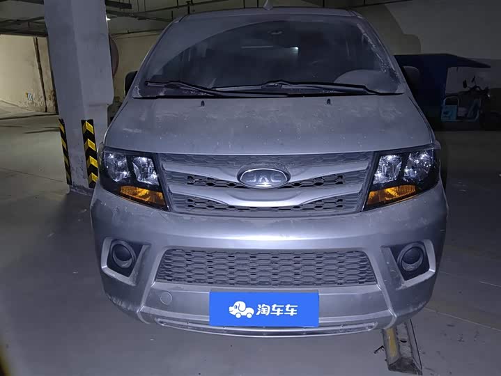 Фото 2 - JAC Refine M3