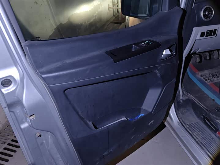 Фото 7 - JAC Refine M3