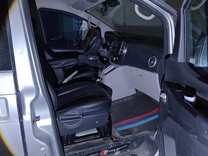 Фото 8 - JAC Refine M3