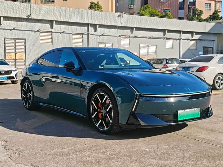 Фото 3 - XPeng P7