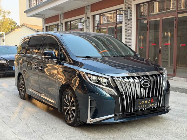 Фото 3 - GAC Trumpchi M8