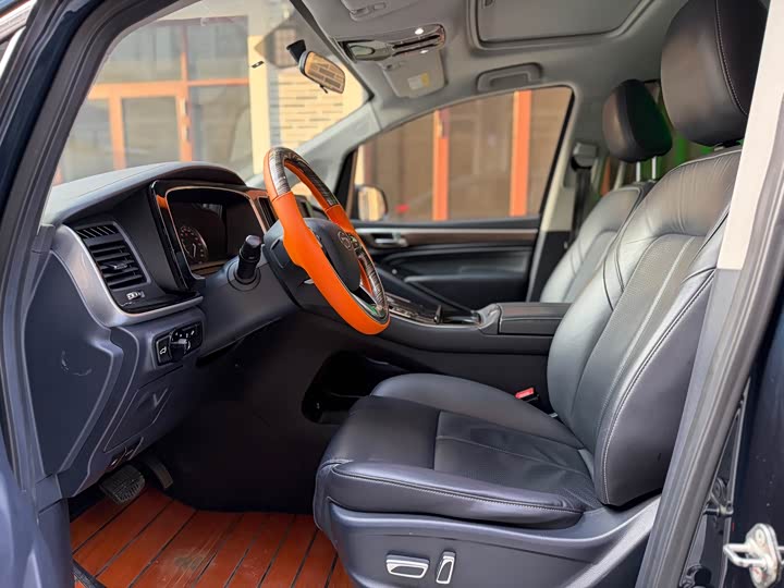 Фото 7 - GAC Trumpchi M8