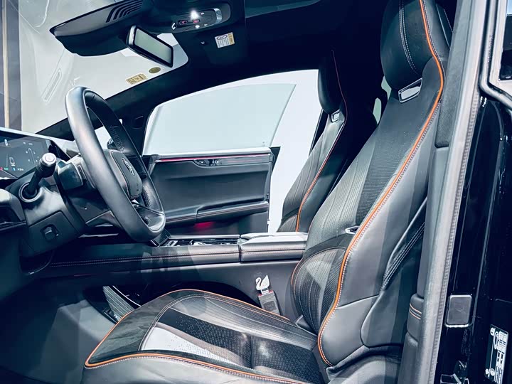 Фото 6 - HiPhi X