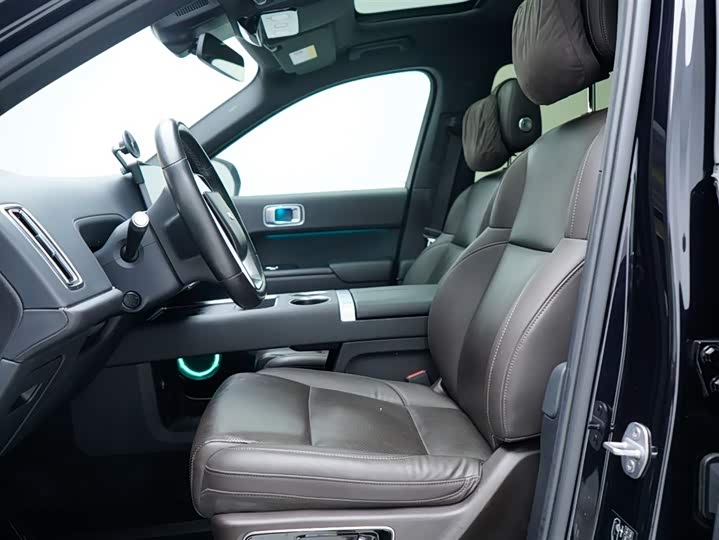 Фото 5 - LiXiang L8