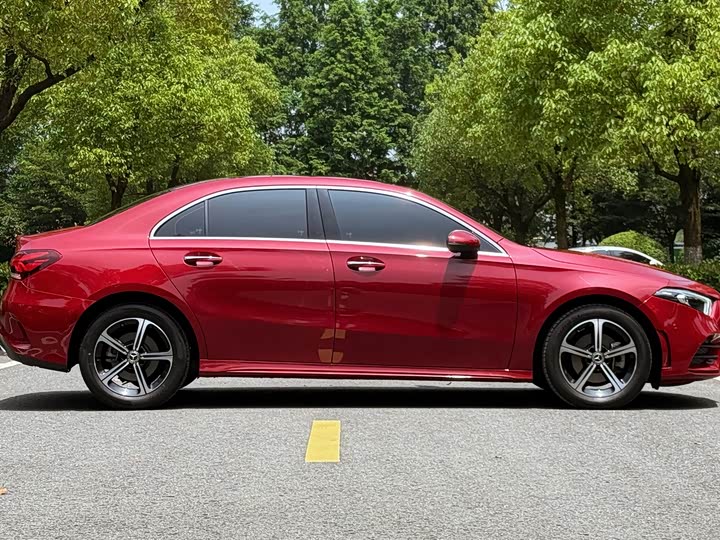 Фото 4 - Mercedes-Benz A-Class