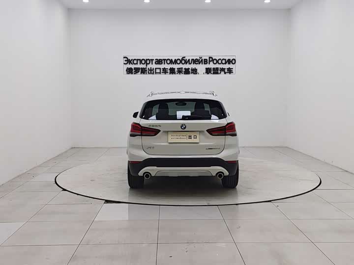 Фото 5 - BMW X1