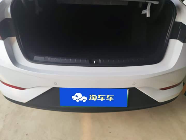 Фото 4 - BYD Qin Plus