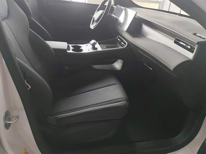 Фото 8 - BYD Qin Plus