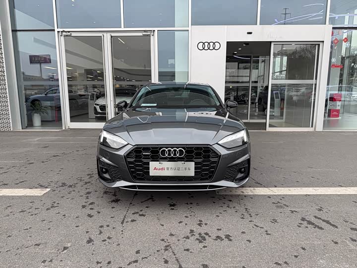 Фото 2 - Audi A5