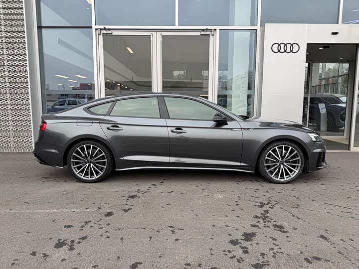 Фото 3 - Audi A5