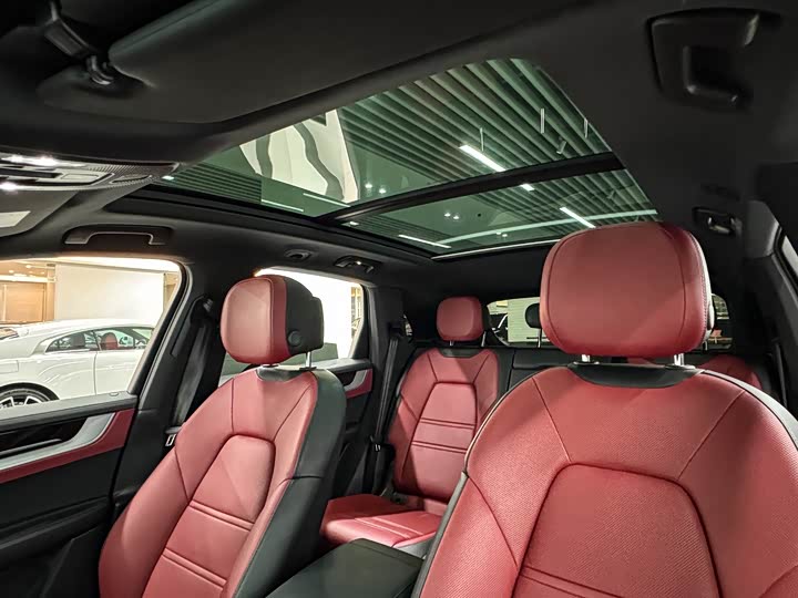 Фото 7 - Porsche Cayenne