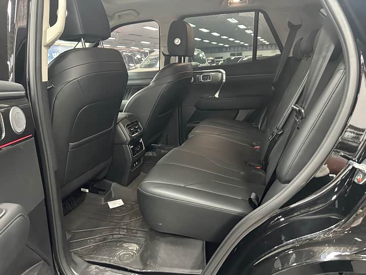 Фото 5 - Tank 400