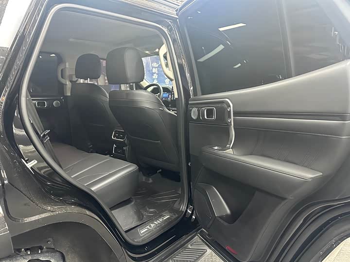 Фото 8 - Tank 400