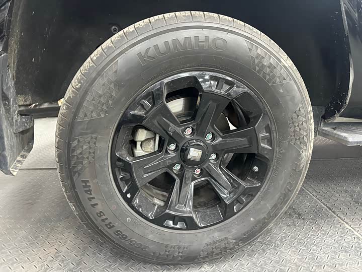 Фото 9 - Tank 400