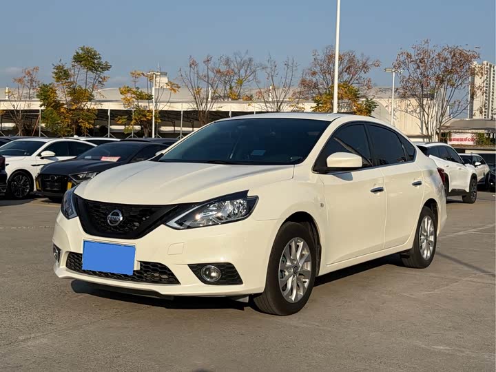 Фото 1 - Nissan Sylphy