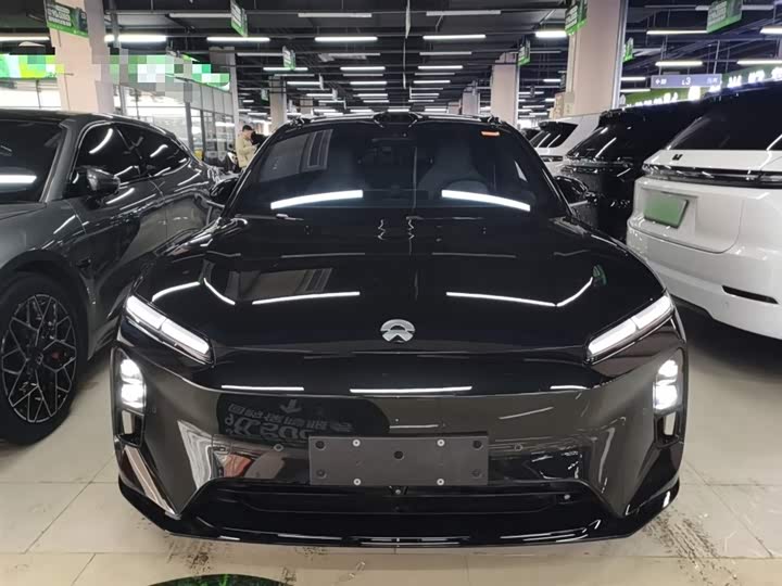 Фото 3 - Nio ET5T