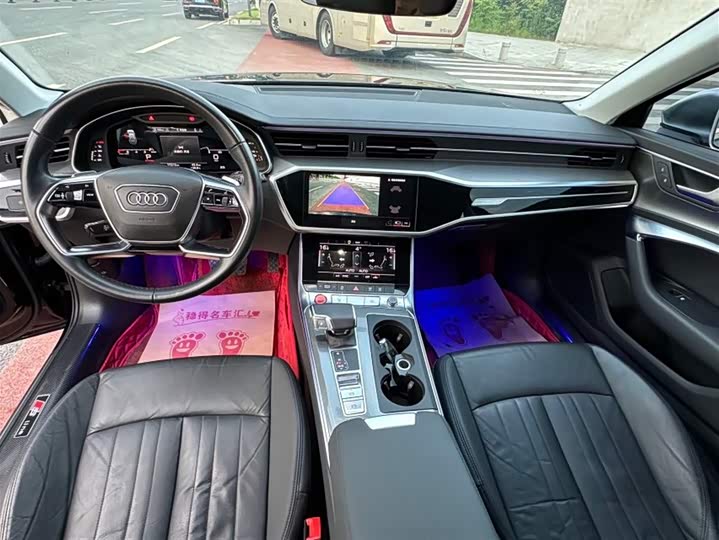 Фото 6 - Audi A6