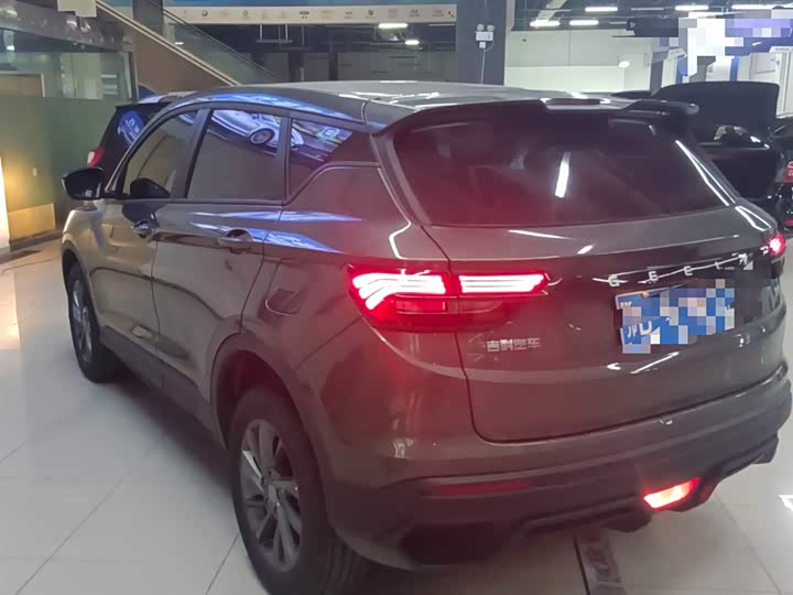 Фото 5 - Geely Coolray