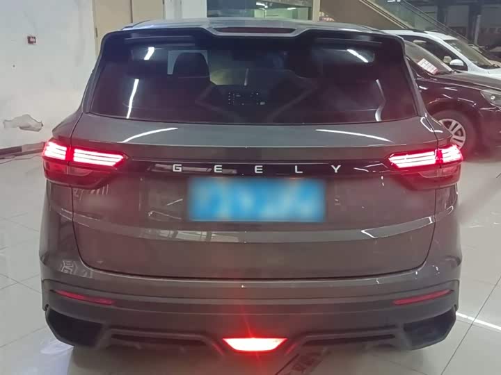 Фото 6 - Geely Coolray