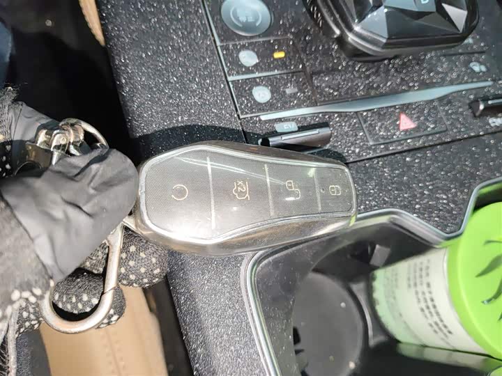 Фото 9 - BYD Song L DM-i Hybrid