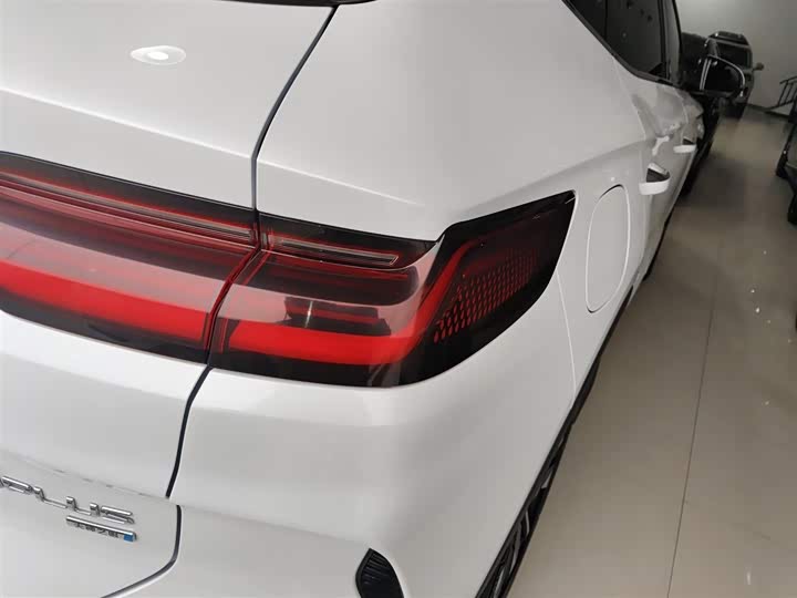 Фото 8 - BYD Song Plus Hybrid/EV