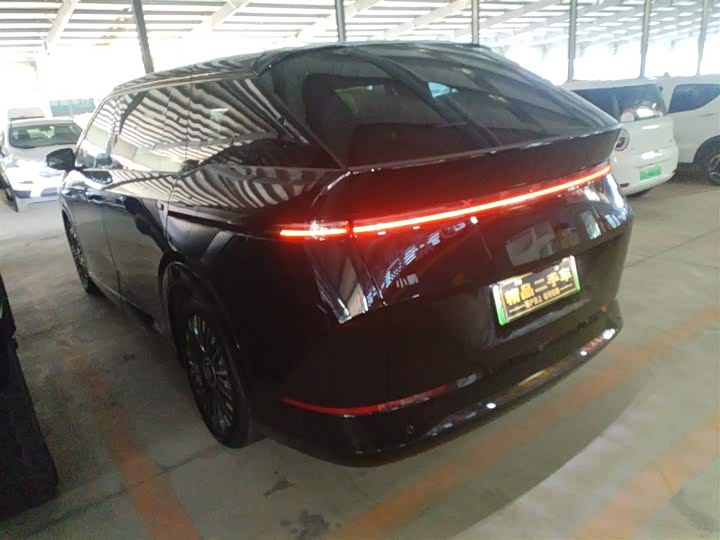 Фото 5 - XPeng X9