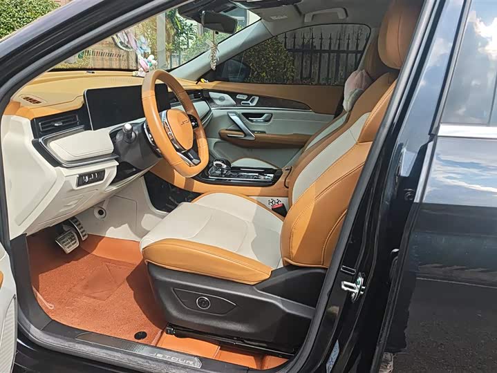 Фото 9 - Jetour X70