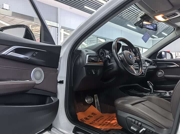 Фото 4 - BMW 1 Series